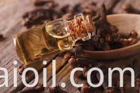 clove bud oil-1